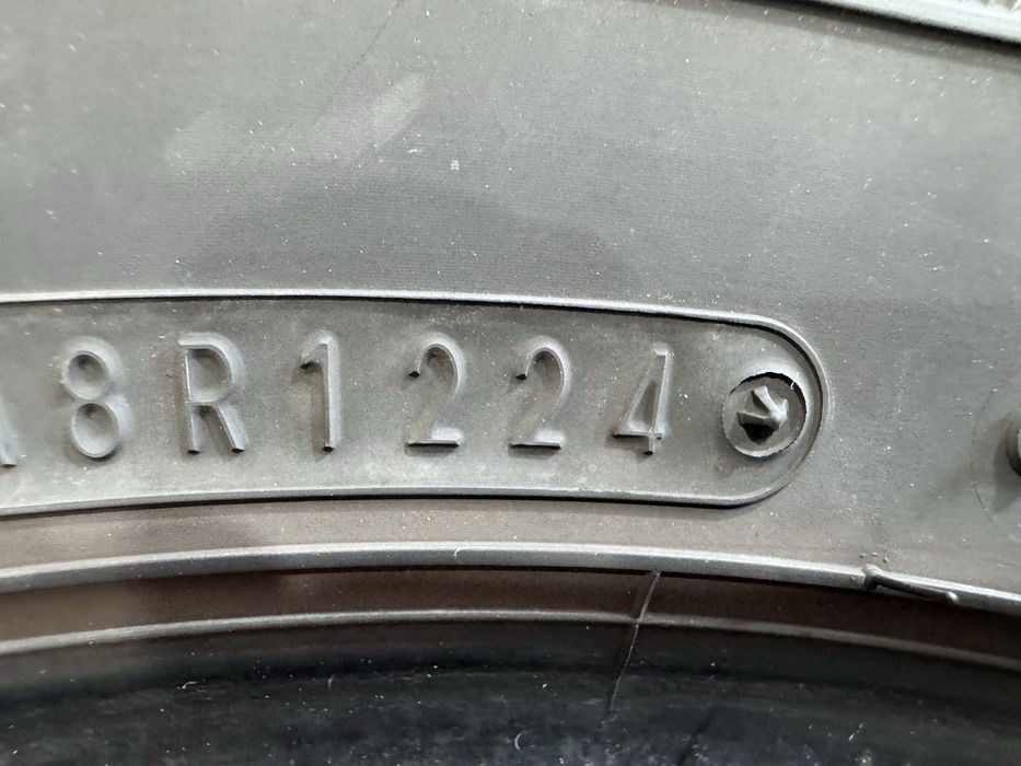 Автомобилни гуми 215 65 15 Falken