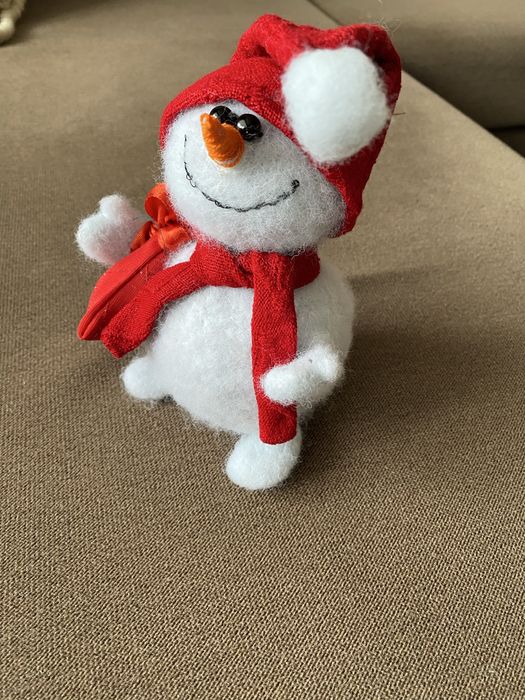 Продам игрушку-снеговика-декор