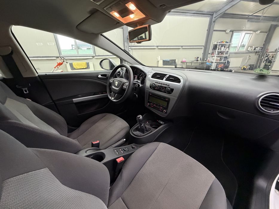 SEAT Leon 2011 — imagine 5