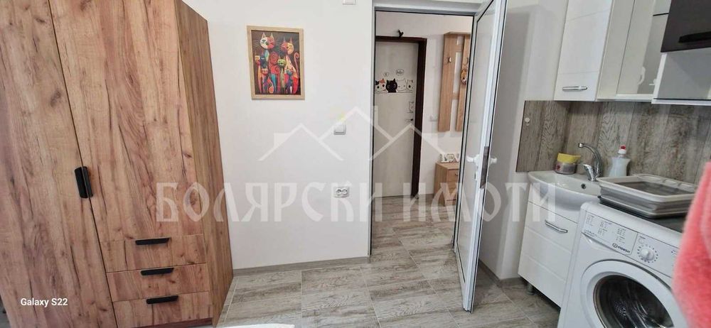 Дава се под наем Едностаен апартамент в Велико Търново, Център - 15 кв.м за 228.99 € - Снимка #3