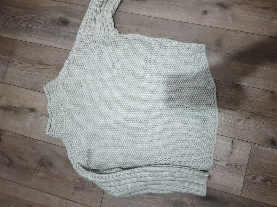 Pulover Pull&Bear mărimea M