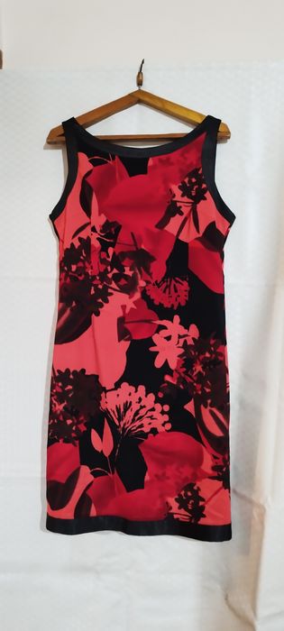 Продам разные платья 46-48 рр.