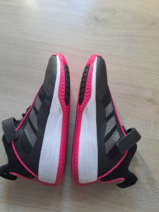 Маратонки за момиче