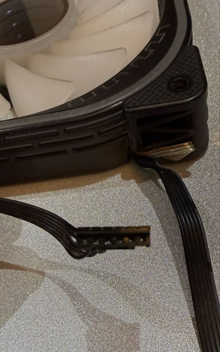 Продаю 3 вентелятора для компьютера 6 pin