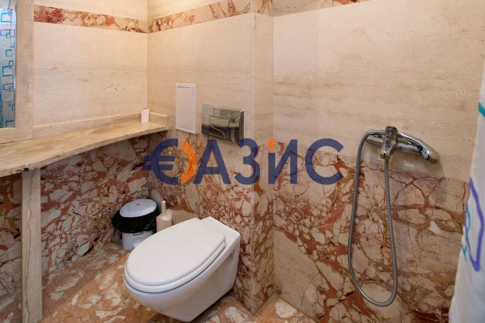 Продава се Тристаен апартамент в к.к. Слънчев бряг - 78 кв.м за 1300 €/кв.м - Снимка #4
