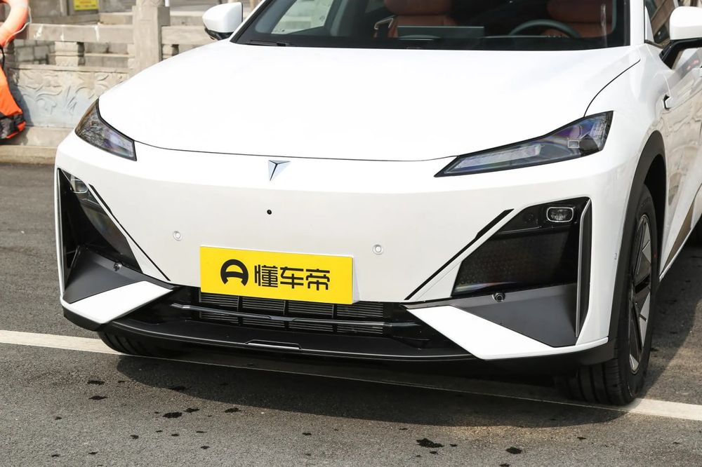 CHANGAN DEEPAL S07 215 MAX sotiladi