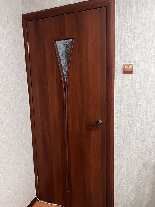 Продам двери межкомнатные