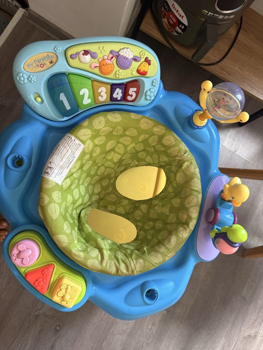 Trabulina cu rotatie cu centeu de actvitatii