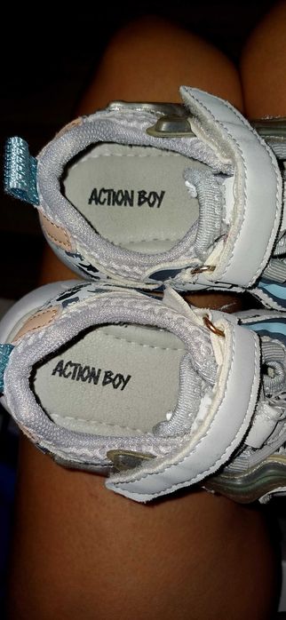 Детски сандали 24 номер