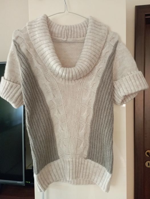 Vând din garderoba personală 5 pulovere