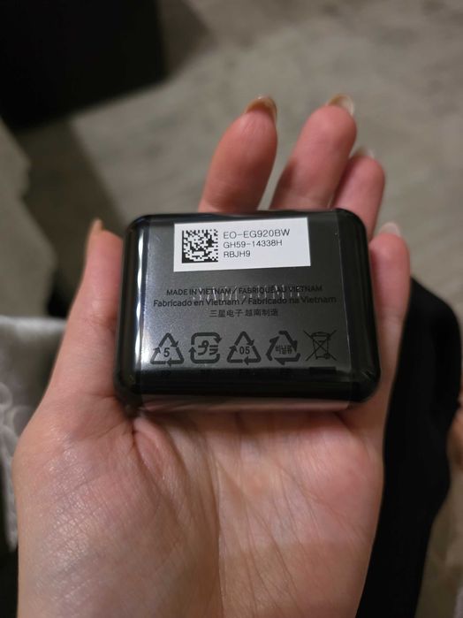 Слушалки Samsung, Huawei, Vodafone