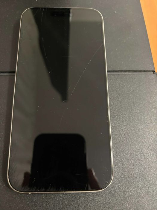 Iphone 15 Pro de vanzare