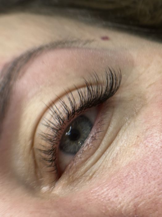 Наращивание ресниц от 5000тг