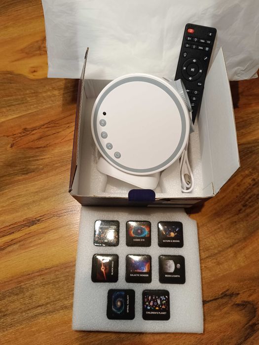 НОВ галактически проектор MERTTURM, Планетен проектор с лазарен ефект