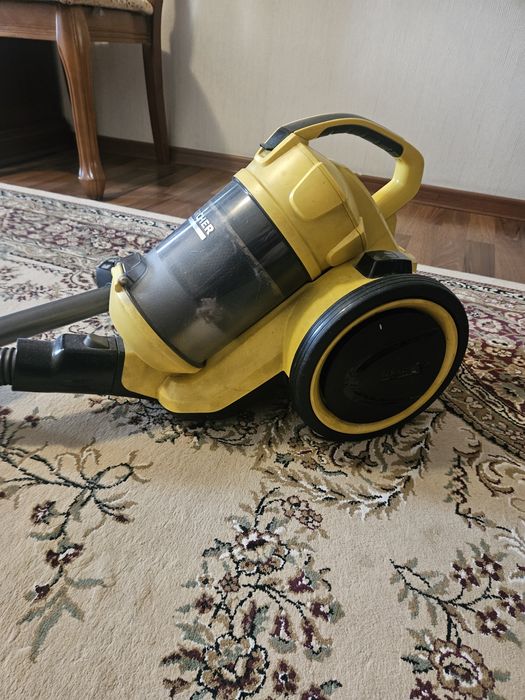 Пылесос Karcher V.C 3