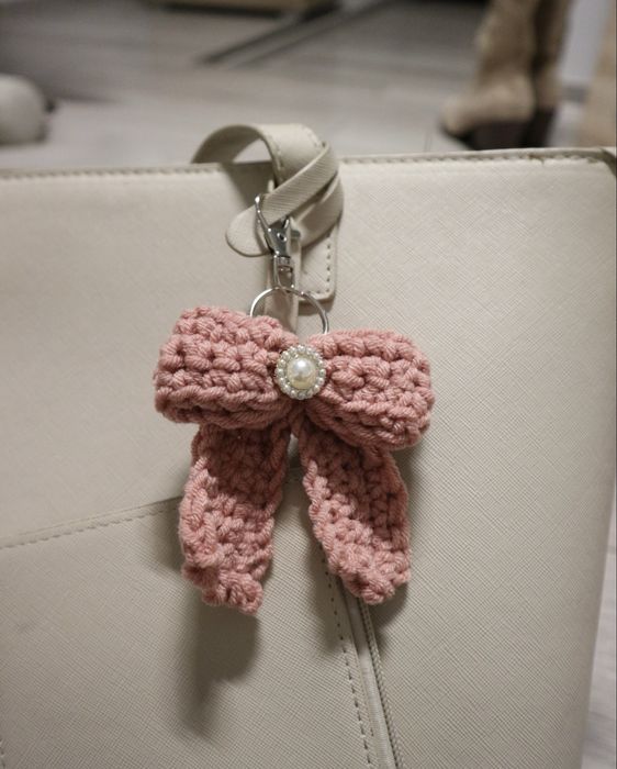 Fundită Breloc pentru geantă, crosetat / Bag charm