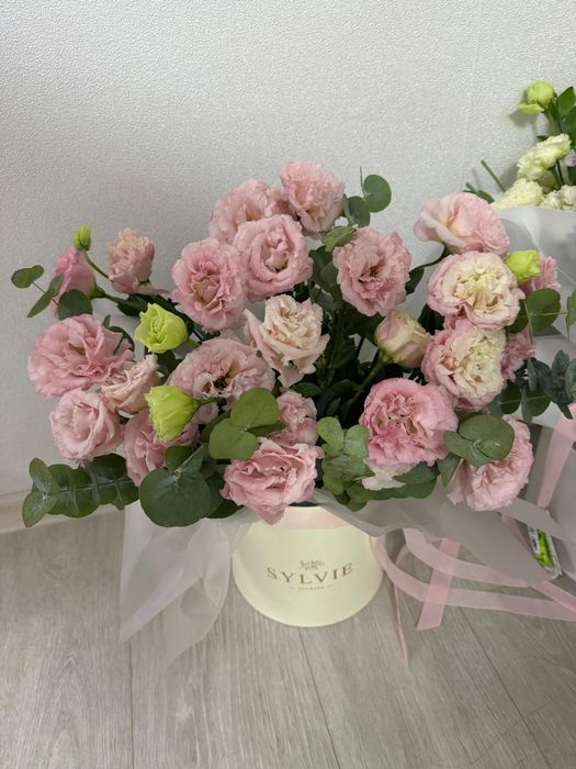 Цветы в коробке silvie