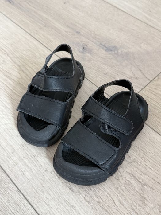 Обувь детская и взрослая, сумки