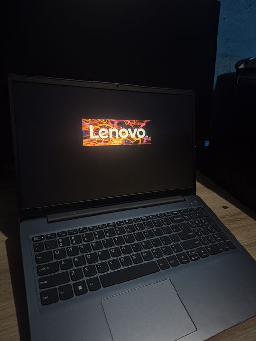 Laptop Lenovo IdeaPad 3