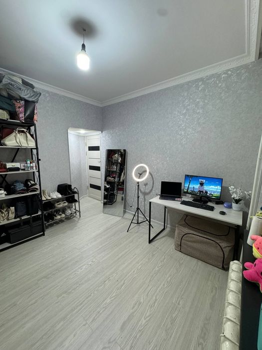 Продаю 5 комнатную квартиру на Сергели 6