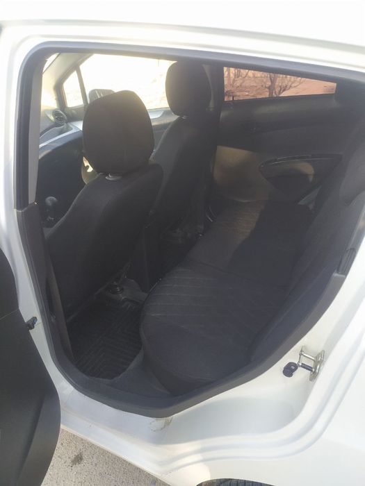 Спарк 2012 ручной