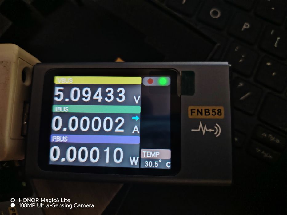 Tester USB FNIRSI FNB58, nou