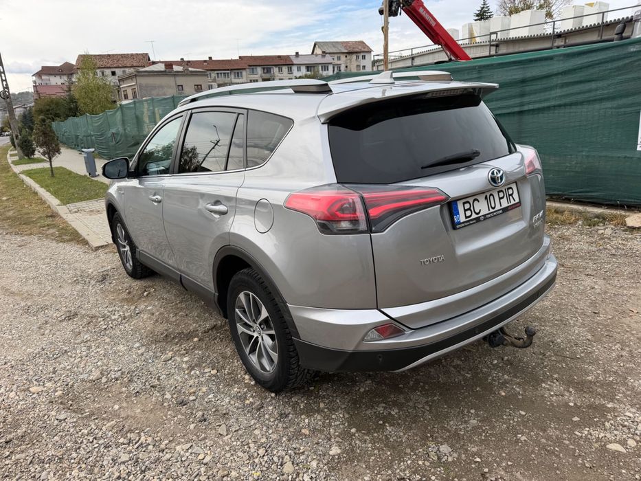 TOYOTA RAV4 2018 — imagine 3