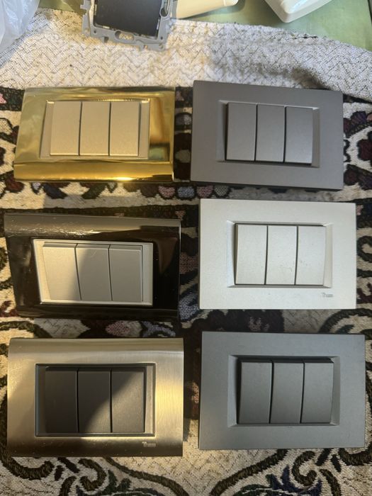 Продам выключатели трехклавишные
