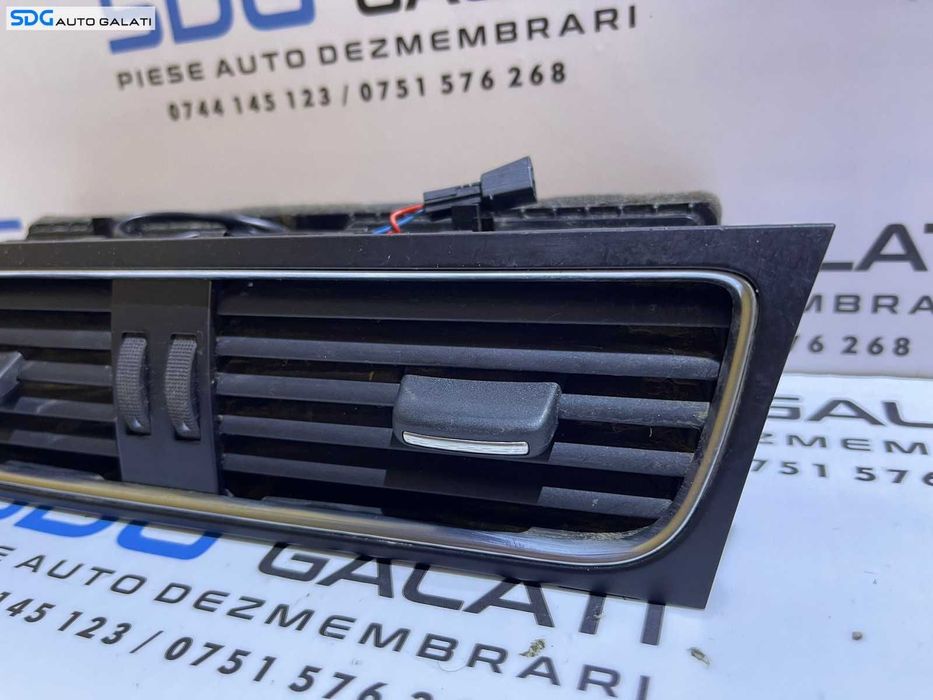 Grila Gura Aer Aerisire Ventilatie Centrala Bord Audi A4 B8 2008 - 2015 Cod 8T2820951C [D0744]