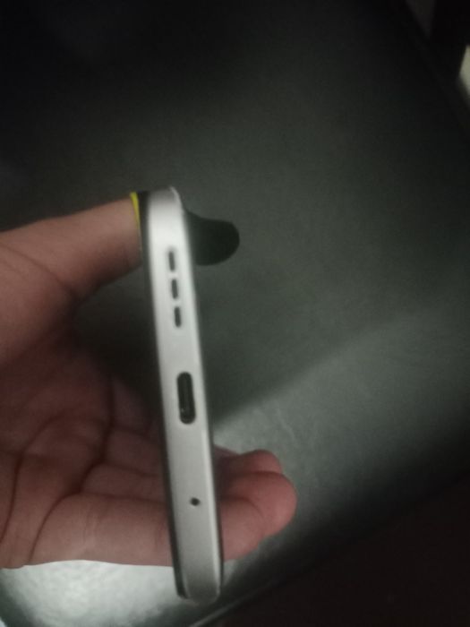 Продам редми нот 10 срочно