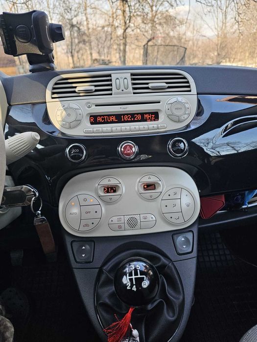 Fiat 500C Cabrio –retrofit 2015+, bord digital, foarte întreținut