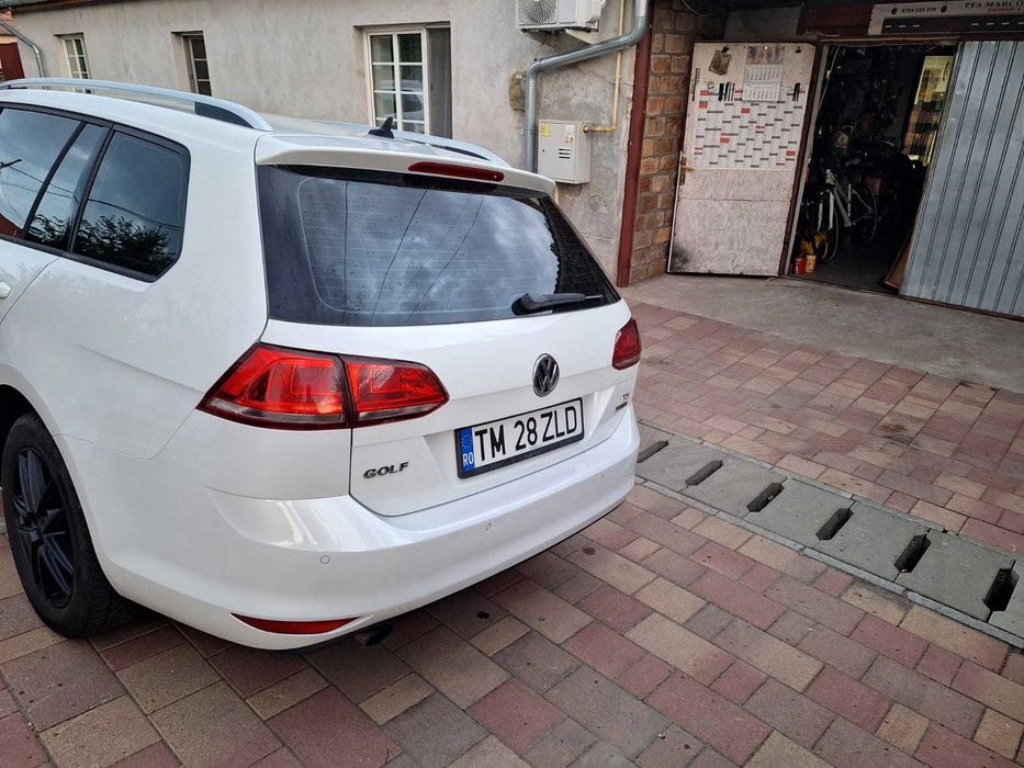 Vand sau schimb VW Golf 7 Combi An2014  1.6tdi DSG Automat 7+1