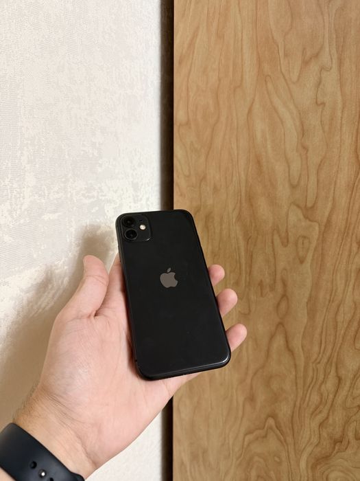 iPhone 11/128Gb - В идеальном состоянии