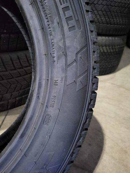 215/60/17C PIRELLI 4бр