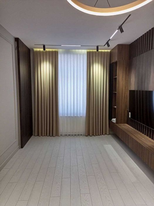 Изготовление мебели, дверей и лестниц под заказ.