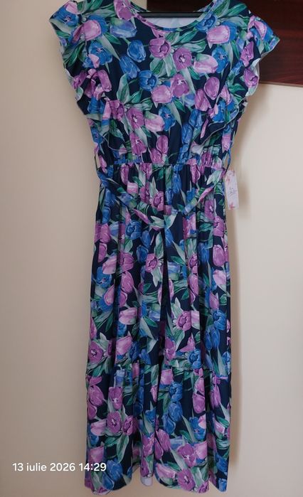 Vand Rochie nouă