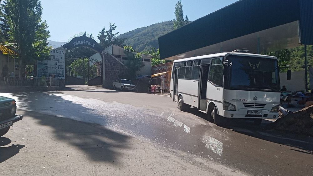 Zakaz Avtobus buyurtma.  xizmati
