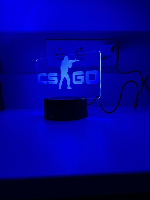 Светеща акрилна лампа CS:GO