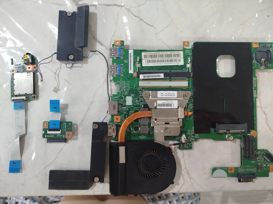 Запчасти на ноутбук Lenovo g 580.