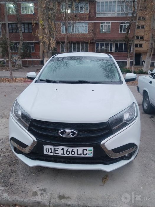 Lada Xray avtomobili