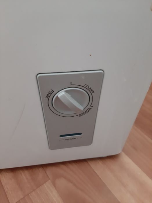 Морозильник продам