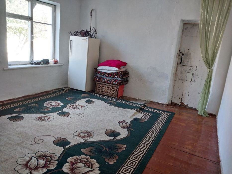 Ховли Уй сотилади