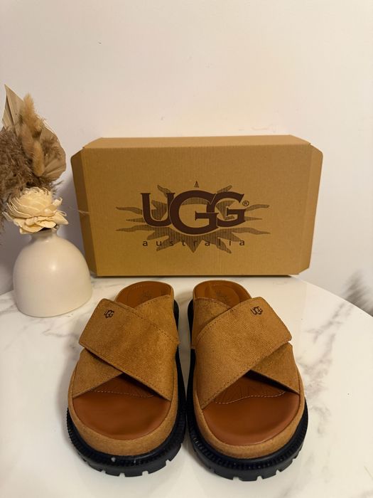 Papuci UGG  Dama
