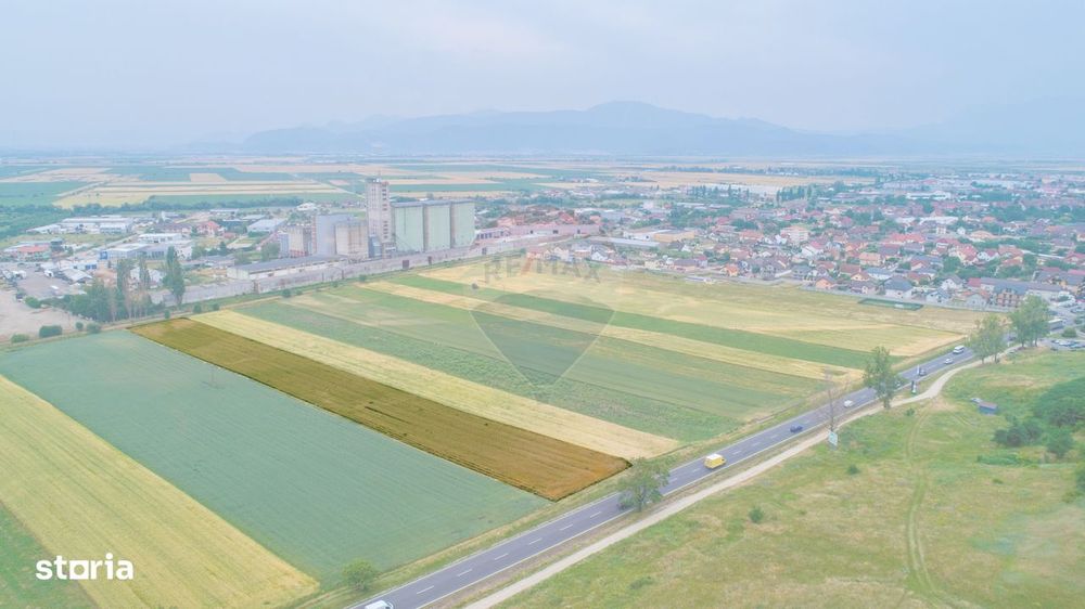 Teren intravilan de vânzare în Codlea, iesirea spre Sibiu