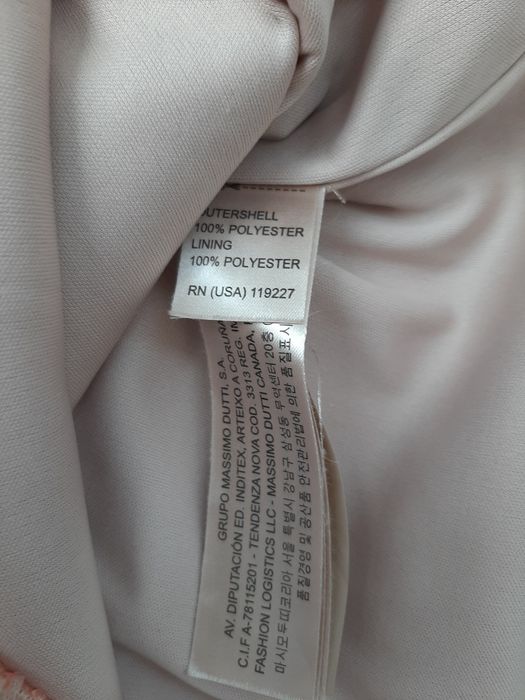 Нова рокля Massimo Dutti