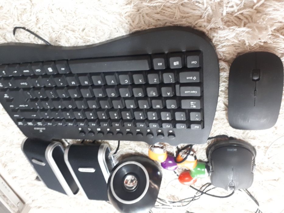 Tastatura usb,boxe,mouse