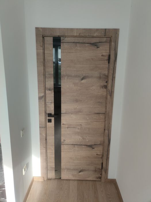 Установка Дверей