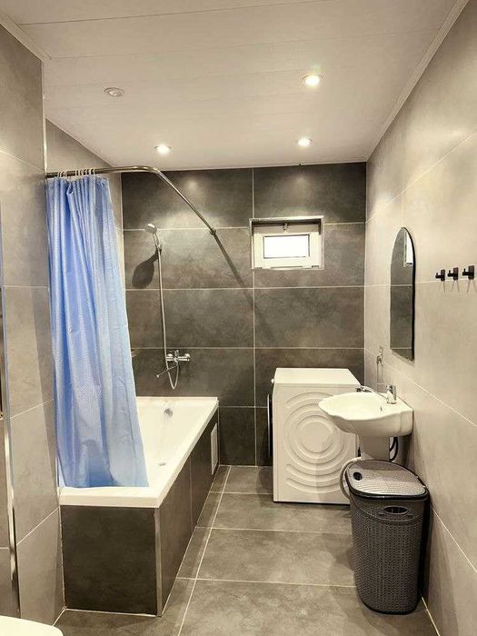 V3506 ПРОДАЕТСЯ3 3/1/4 на: ул Жангох,Ц-15 Ор.р:Абай Карзинка 70м2