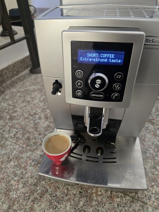 Кафемашина Delonghi capuchino