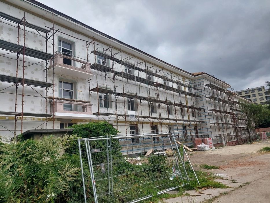 Ремонт на покриви   – Откриване и Спиране на Течове